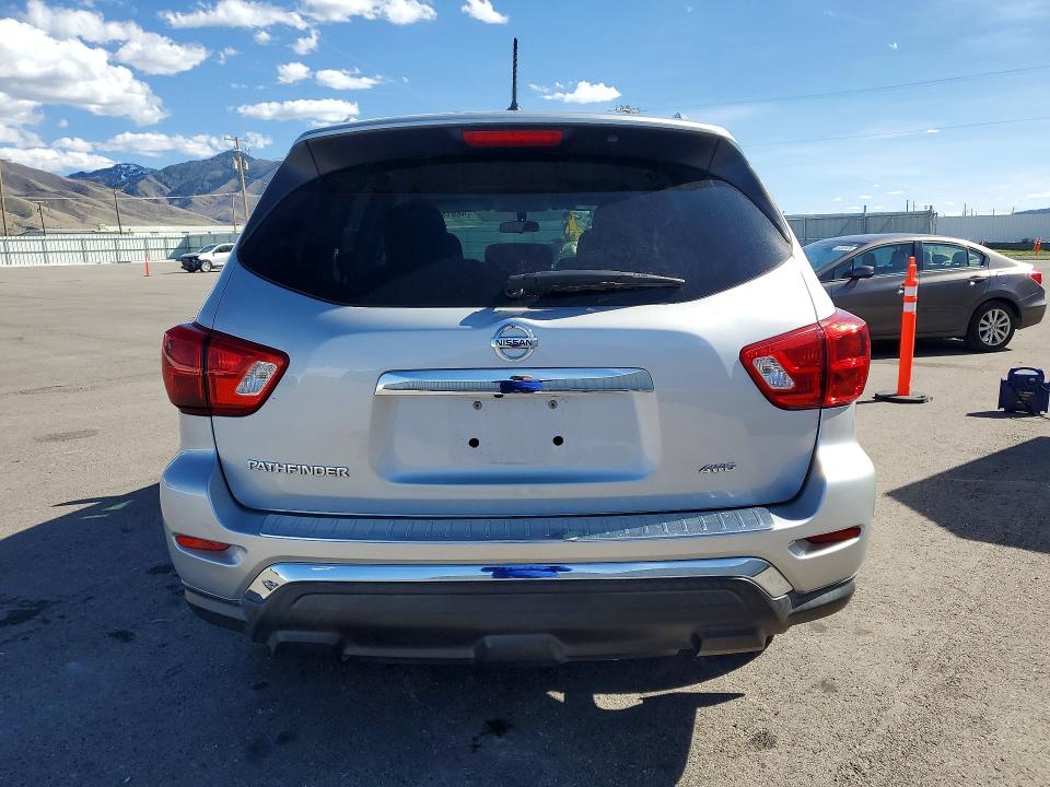 Продажа на аукционе авто 2017 Nissan Pathfinder, vin: 5N1DR2MM1HC632222, номер лота: 48513476