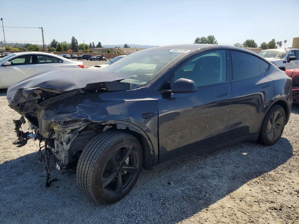 Auction sale of the 2026 Tesla Model Y, vin: 7SAYGDEE2TF363046, lot number: 48523126
