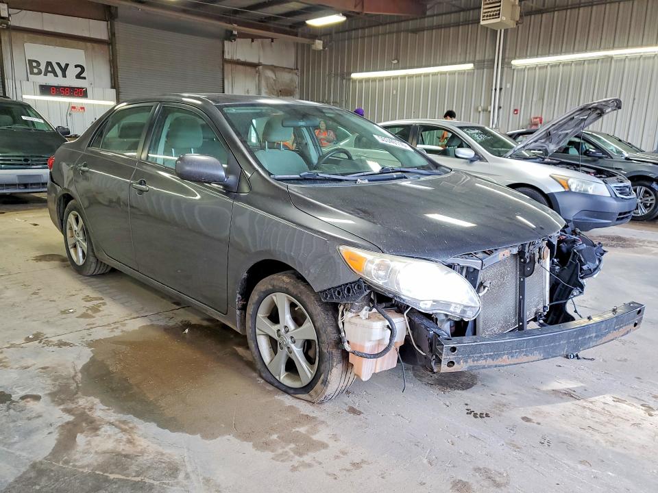 50340116 :رقم المزاد ، 2T1BU4EEXDC125026 vin ، 2013 Toyota Corolla مزاد بيع