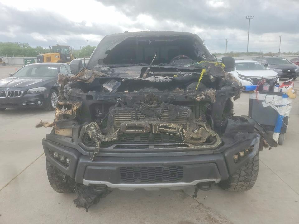 48772606 :رقم المزاد ، 1FTFW1RG7JFB95723 vin ، 2018 Ford F150 مزاد بيع
