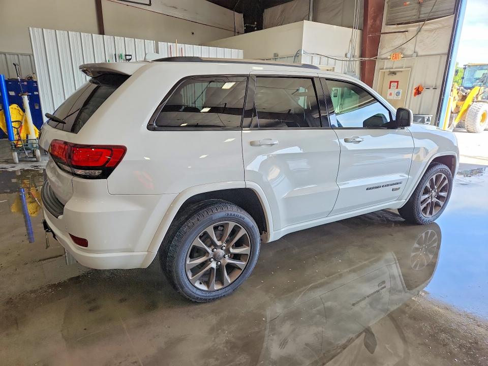 50619356 :رقم المزاد ، 1C4RJFBG3HC608834 vin ، 2017 Jeep Grand Cherokee مزاد بيع