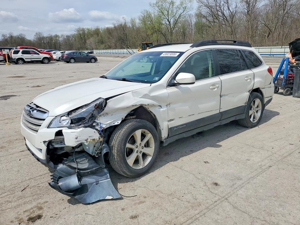 2014 Subaru Outback მანქანა იყიდება აუქციონზე, vin: 4S4BRBCC5E3200177, აუქციონის ნომერი: 49923006