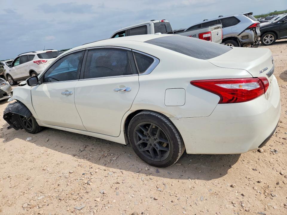 2017 Nissan Altima მანქანა იყიდება აუქციონზე, vin: 1N4AL3AP9HC235151, აუქციონის ნომერი: 50342266