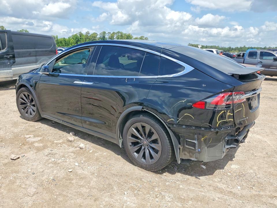 Продажа на аукционе авто 2018 Tesla Model X, vin: 5YJXCBE29JF136366, номер лота: 50615356