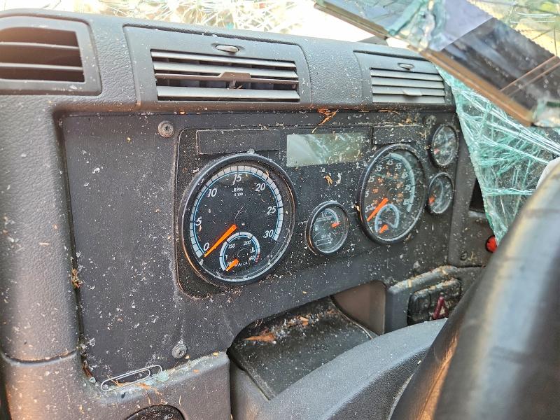 2015 Freightliner Cascadia 125 მანქანა იყიდება აუქციონზე, vin: 3AKJGLD53FSFU4944, აუქციონის ნომერი: 51451506
