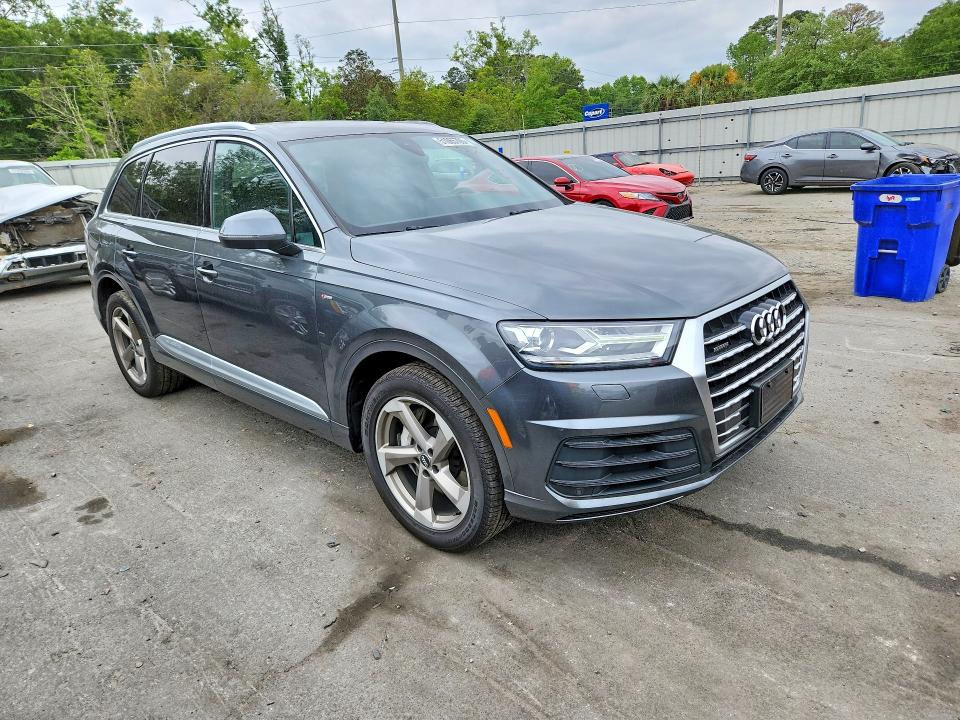 2019 Audi Q7 მანქანა იყიდება აუქციონზე, vin: WA1MAAF71KD018392, აუქციონის ნომერი: 51065706