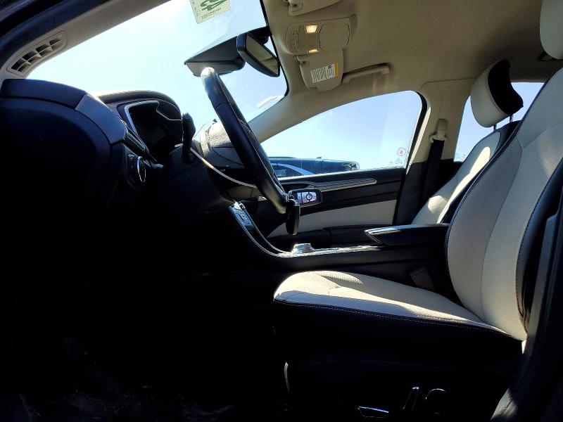 49106926 :رقم المزاد ، 3FA6P0HD4KR122947 vin ، 2019 Ford Fusion مزاد بيع