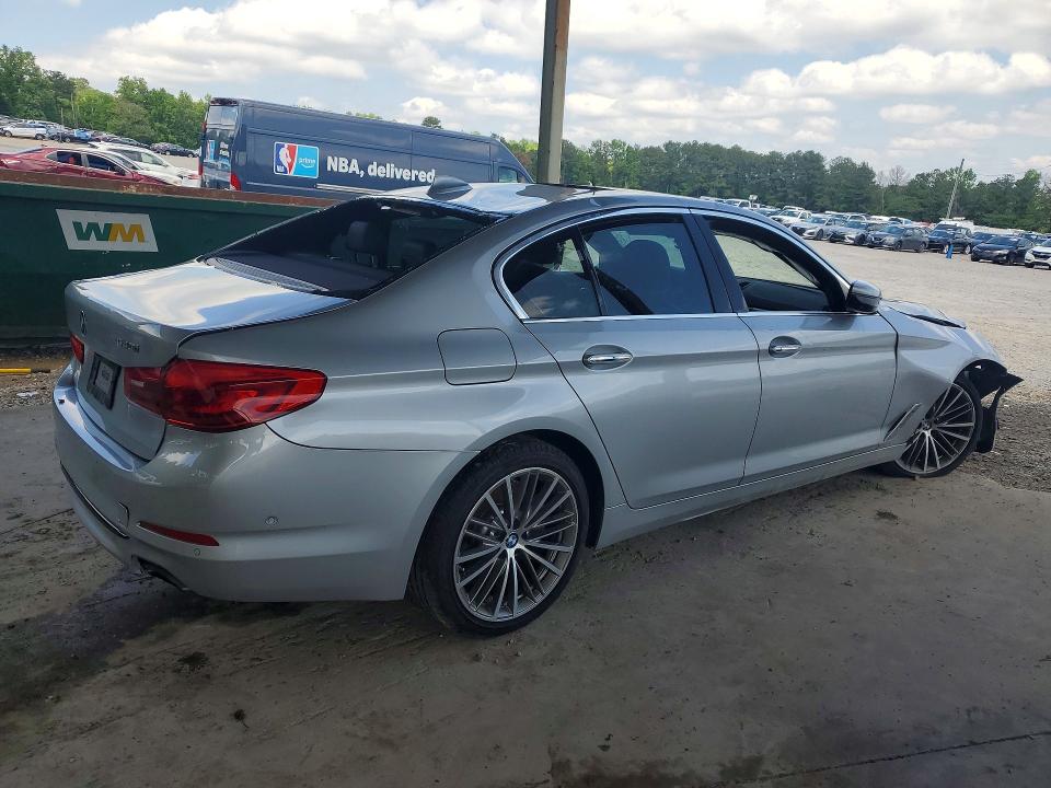 51145986 :رقم المزاد ، WBAJE5C53JWA94299 vin ، 2018 Bmw 540 مزاد بيع