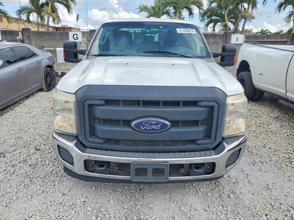 51458876 :رقم المزاد ، 1FT7W3AT8FEB95218 vin ، 2015 Ford F350 مزاد بيع