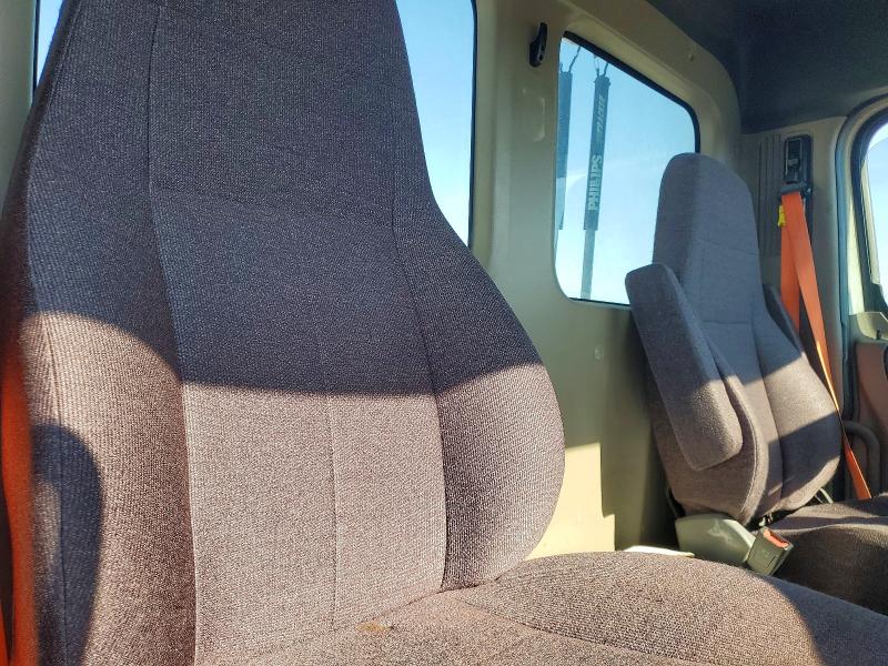 2020 Freightliner Cascadia 125 მანქანა იყიდება აუქციონზე, vin: 3AKJGEFG9LDLS7664, აუქციონის ნომერი: 74345955