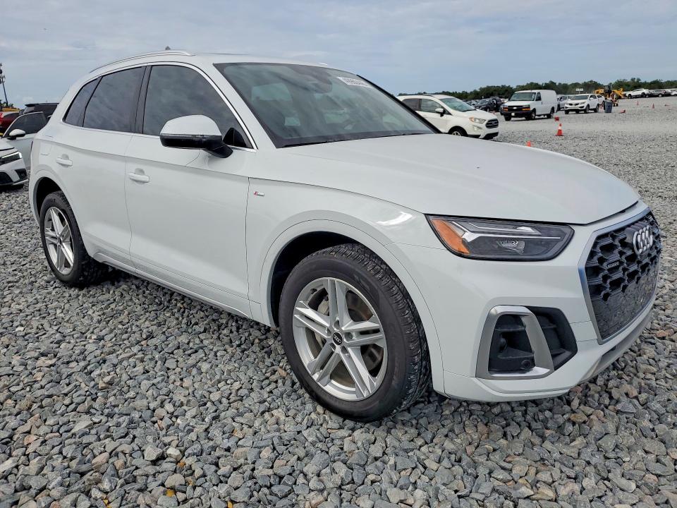 2021 Audi Q5 E მანქანა იყიდება აუქციონზე, vin: WA1E2AFY2M2048168, აუქციონის ნომერი: 49960446