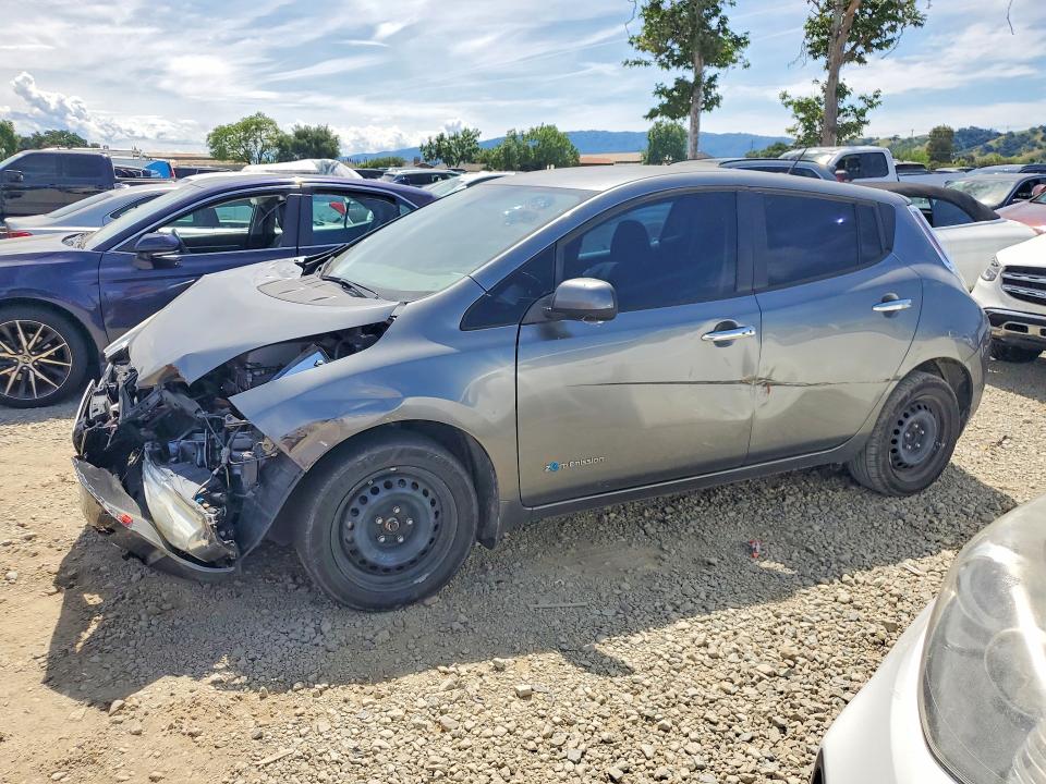 49475366 :رقم المزاد ، 1N4AZ0CP0GC300963 vin ، 2016 Nissan Leaf مزاد بيع