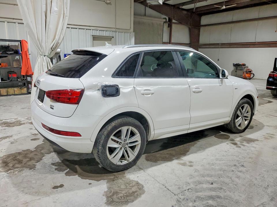 48356696 :رقم المزاد ، WA1ECCFS0JR035183 vin ، 2018 Audi Q3 مزاد بيع