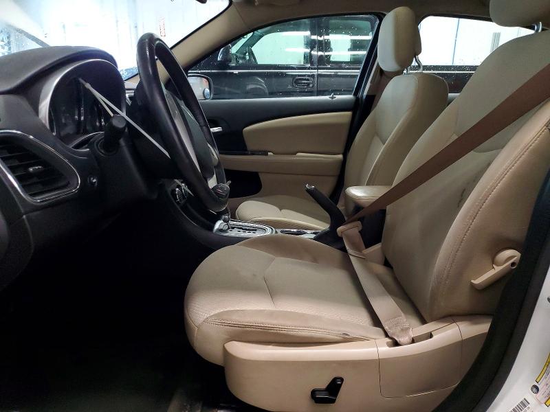 2013 Chrysler 200 მანქანა იყიდება აუქციონზე, vin: 1C3CCBBG0DN731843, აუქციონის ნომერი: 48915726