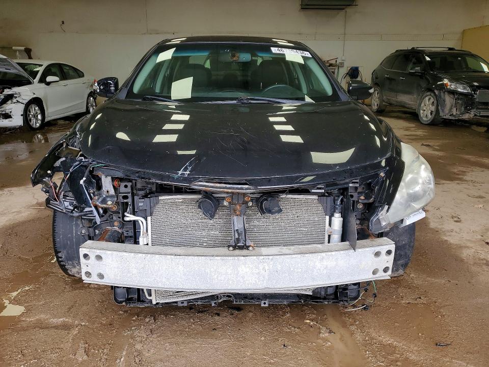 2015 Nissan Altima მანქანა იყიდება აუქციონზე, vin: 1N4AL3AP3FN389808, აუქციონის ნომერი: 46739436