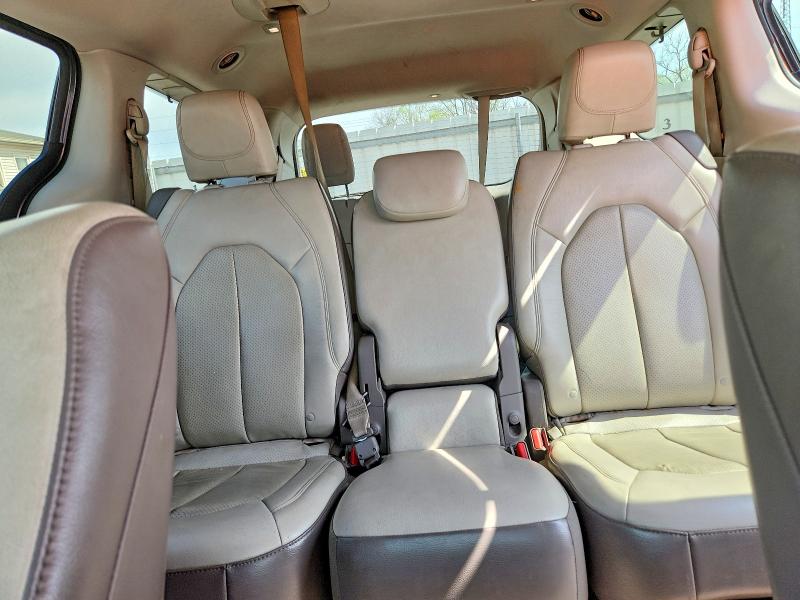 Продажа на аукционе авто 2018 Chrysler Pacifica, vin: 2C4RC1EG6JR150115, номер лота: 49308306