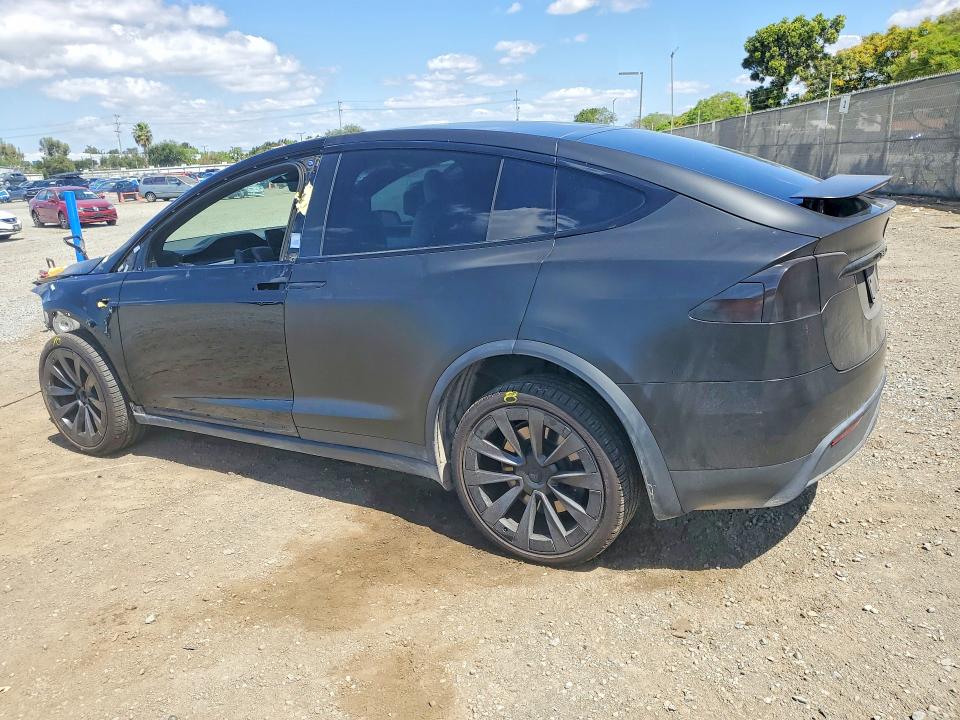 49504856 :رقم المزاد ، 7SAXCBE65NF350346 vin ، 2022 Tesla Model X مزاد بيع