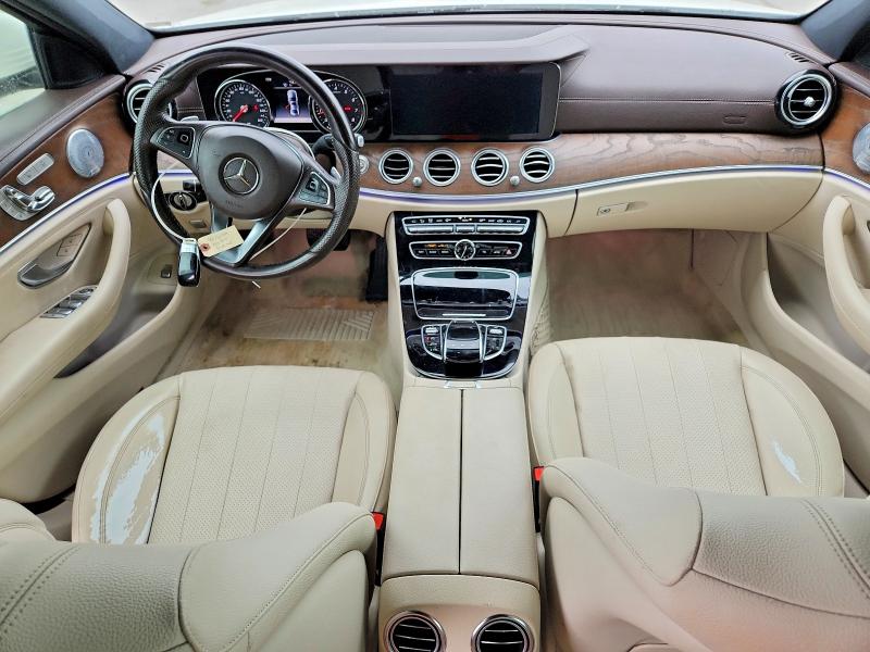 49017996 :رقم المزاد ، WDDZF4JBXHA219301 vin ، 2017 Mercedes-benz E مزاد بيع