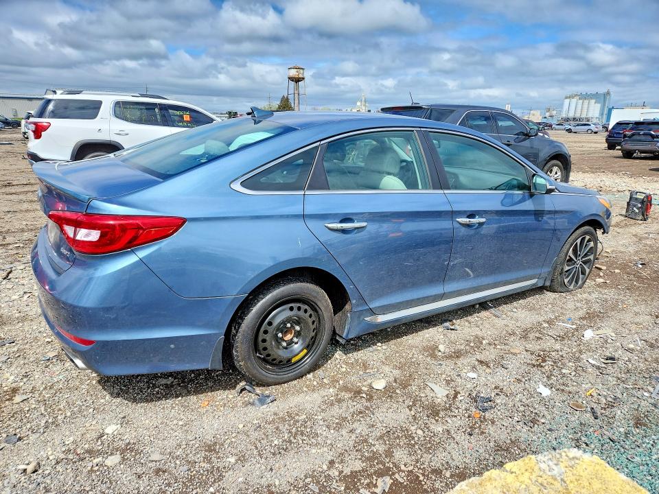 2015 Hyundai Sonata მანქანა იყიდება აუქციონზე, vin: 5NPE34AF2FH133698, აუქციონის ნომერი: 51606596