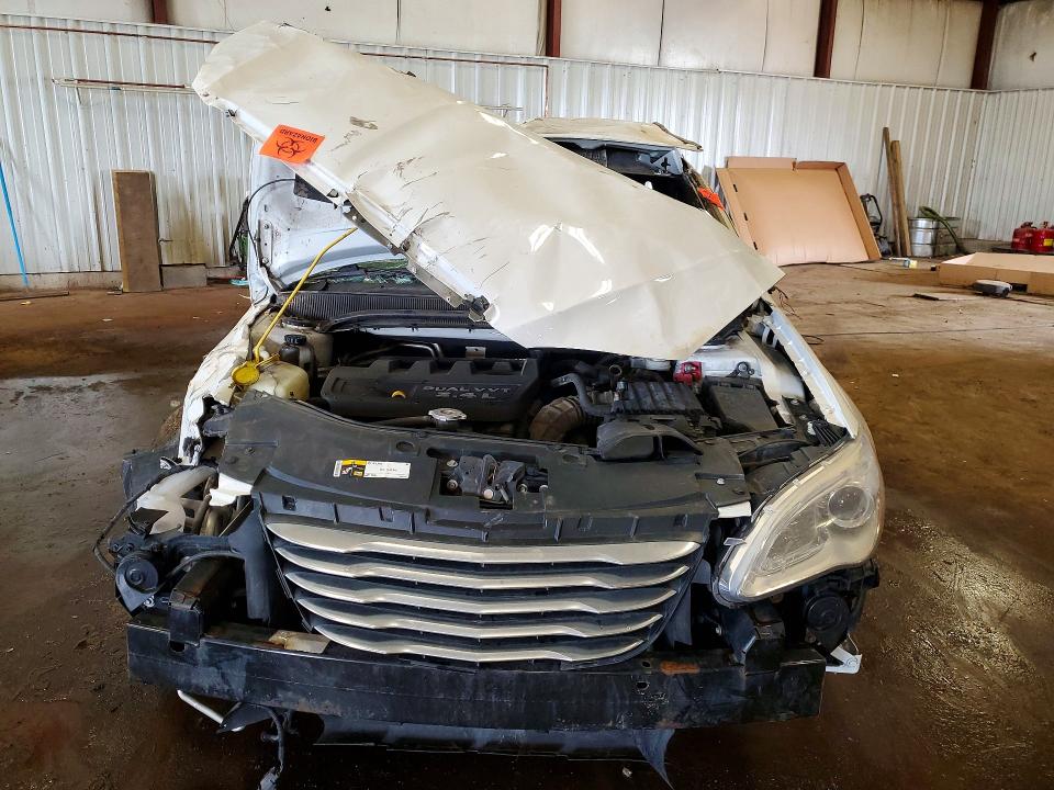 Aukcja sprzedaży 2014 Chrysler 200, vin: 1C3CCBAB2EN205107, numer aukcji: 49381856