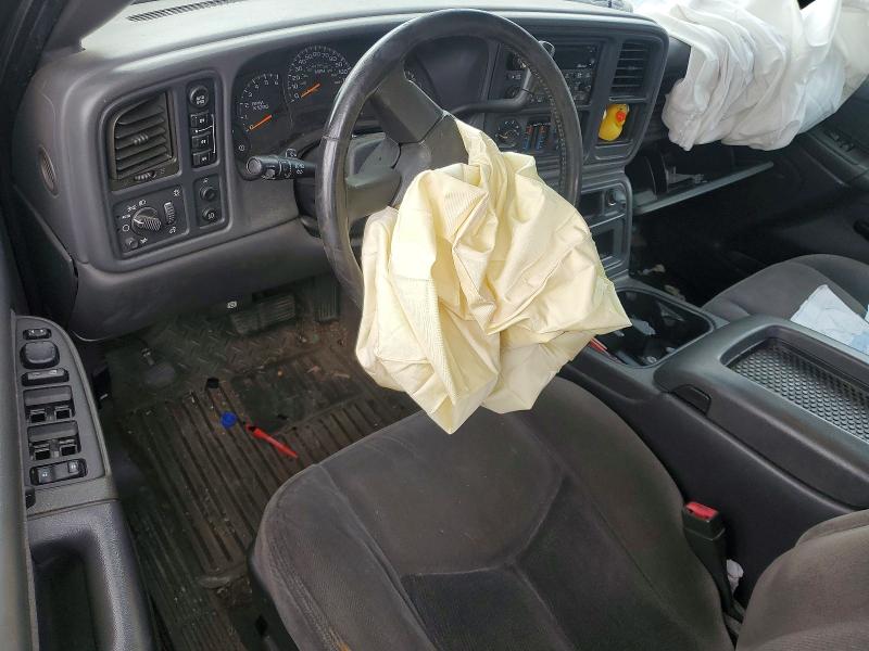 51543826 :رقم المزاد ، 1GTGK13U23F204863 vin ، 2003 Gmc Sierra مزاد بيع