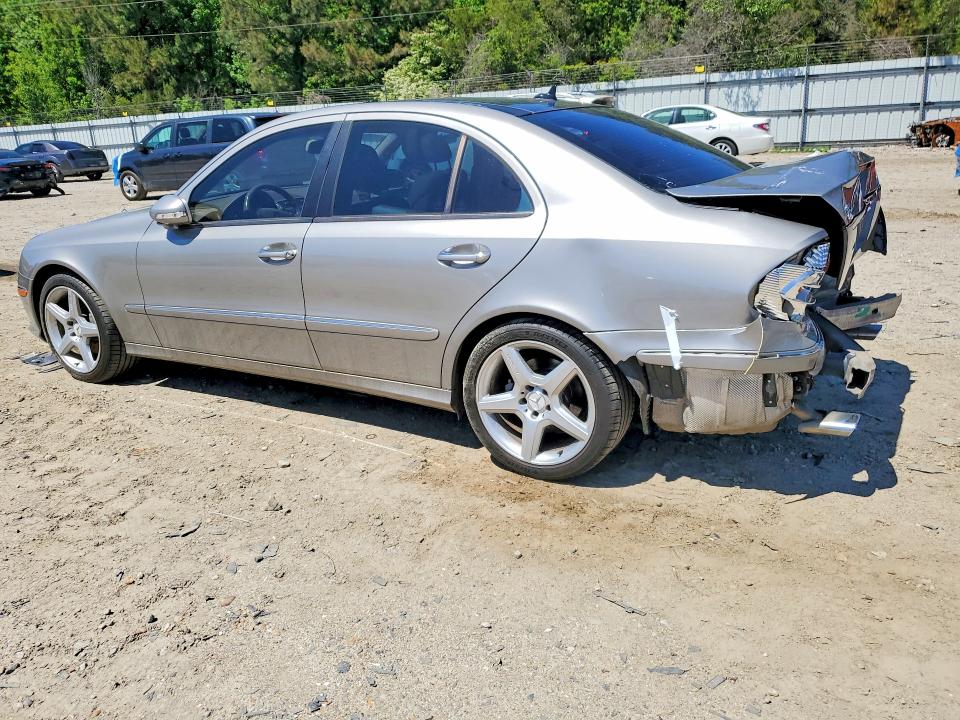50187846 :رقم المزاد ، WDBUF56X78B316544 vin ، 2008 Mercedes-benz E مزاد بيع