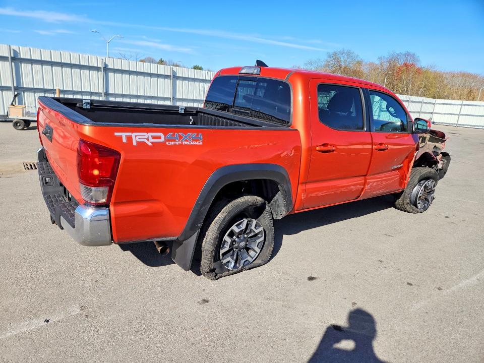 2017 Toyota Tacoma მანქანა იყიდება აუქციონზე, vin: 5TFCZ5AN6HX053282, აუქციონის ნომერი: 51530896