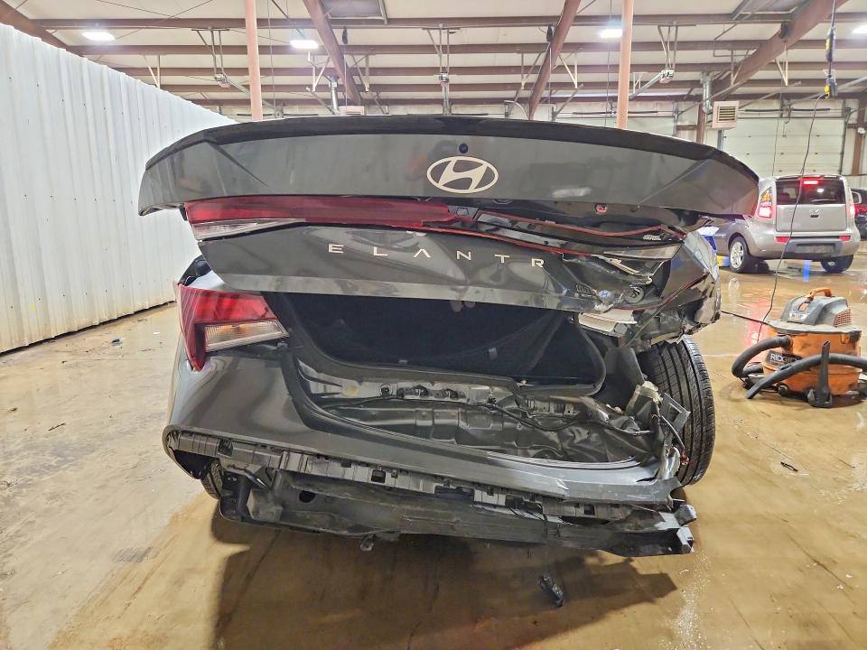 48288366 :رقم المزاد ، KMHLM4DG1SU988283 vin ، 2025 Hyundai Elantra مزاد بيع
