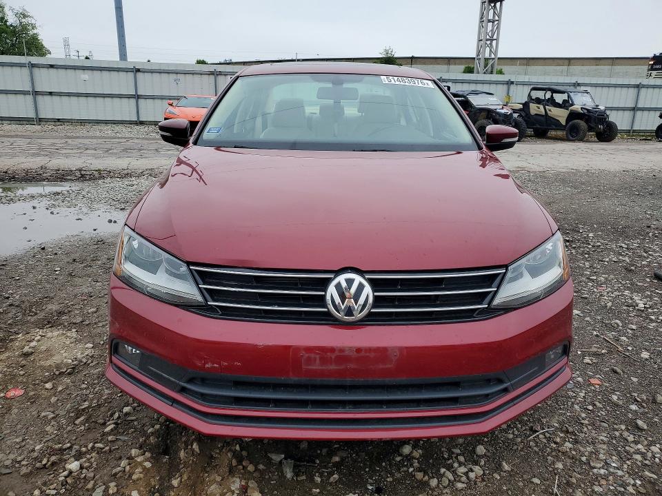 51483976 :رقم المزاد ، 3VWL17AJ3HM385585 vin ، 2017 Volkswagen Jetta مزاد بيع