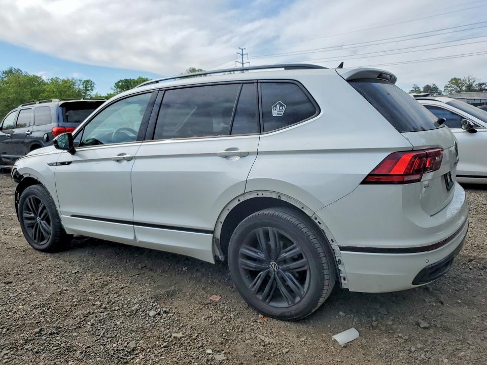 Продажа на аукционе авто 2022 Volkswagen Tiguan, vin: 3VVCB7AX0NM090879, номер лота: 49442256