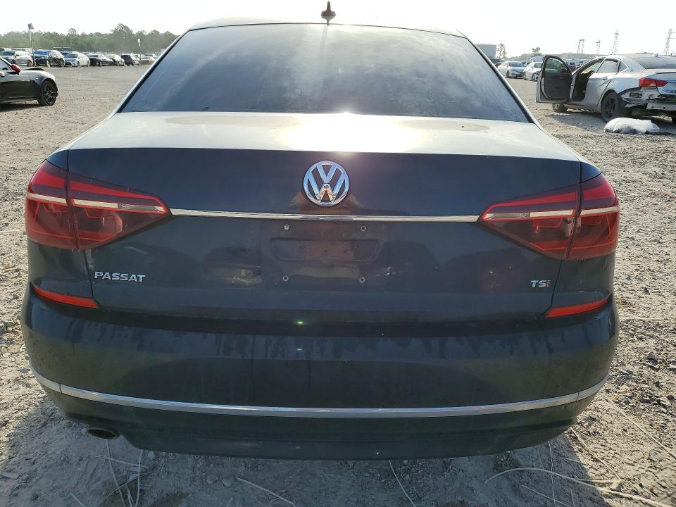 Продаж на аукціоні авто 2017 Volkswagen Passat, vin: 1VWDT7A30HC015874, номер лоту: 49456916