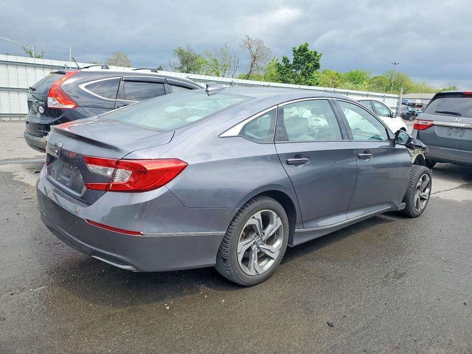 Продаж на аукціоні авто 2018 Honda Accord, vin: 1HGCV1F44JA073884, номер лоту: 51474276