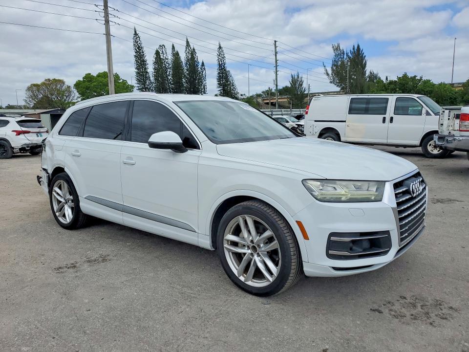Продаж на аукціоні авто 2017 Audi Q7, vin: WA1VAAF74HD042344, номер лоту: 49601346