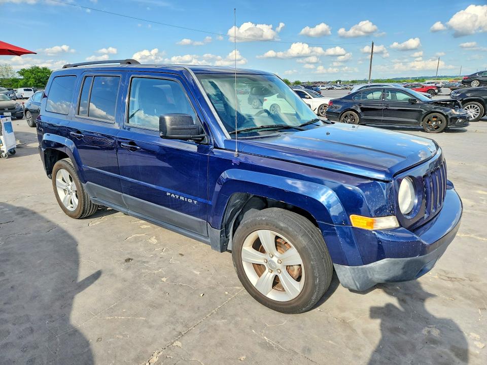 49261796 :رقم المزاد ، 1C4NJPFA9GD599589 vin ، 2016 Jeep Patriot مزاد بيع