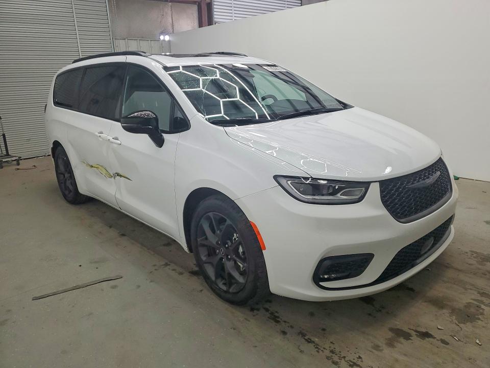 Продажа на аукционе авто 2026 Chrysler Pacifica, vin: 2C4RC1GG7TR170020, номер лота: 50747286