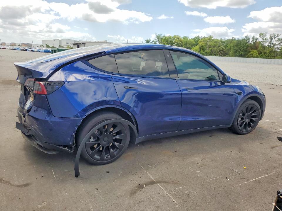 Продажа на аукционе авто 2021 Tesla Model Y, vin: 5YJYGDEE4MF207363, номер лота: 49268096