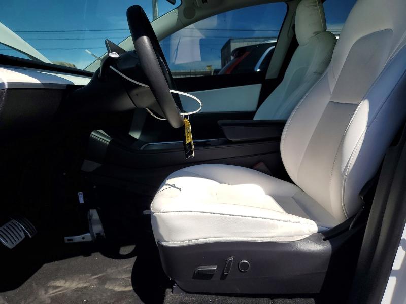 49656306 :رقم المزاد ، 7SAYGDEF0NF397305 vin ، 2022 Tesla Model Y مزاد بيع