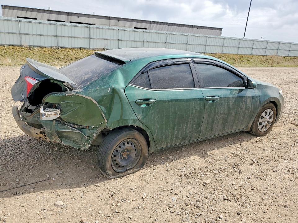 51011856 :رقم المزاد ، 5YFBPRHE9FP181834 vin ، 2015 Toyota Corolla مزاد بيع