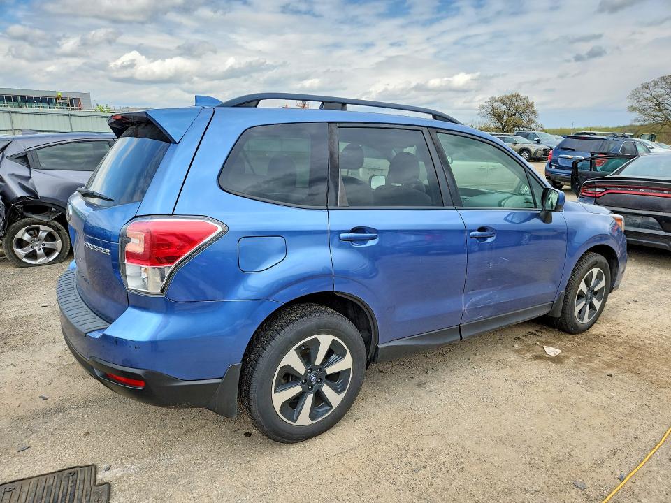 Продаж на аукціоні авто 2018 Subaru Forester, vin: JF2SJAGC6JH482568, номер лоту: 52075726