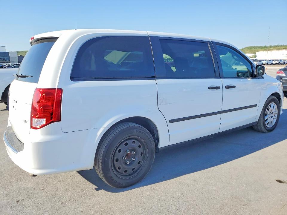 49441606 :رقم المزاد ، 2C4JRGAG4FR679767 vin ، 2015 Ram Tradesman مزاد بيع