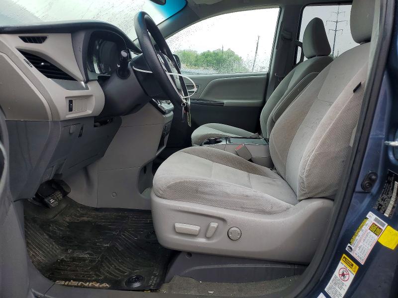 51821326 :رقم المزاد ، 5TDJZ3DC2HS162639 vin ، 2017 Toyota Sienna مزاد بيع