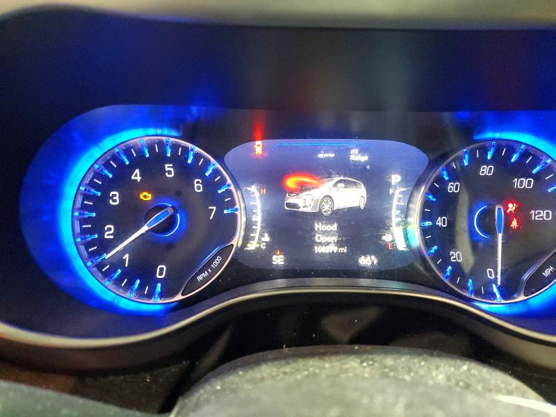 50850736 :رقم المزاد ، 2C4RC1GG0JR186704 vin ، 2018 Chrysler Pacifica مزاد بيع