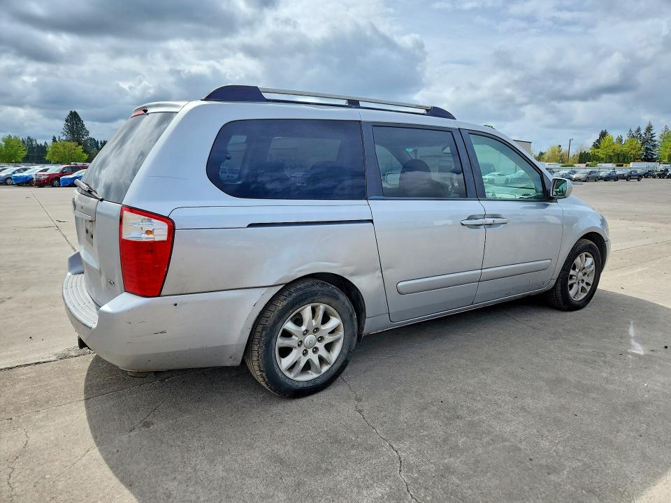 Продажа на аукционе авто 2006 Kia Sedona, vin: KNDMB233366032010, номер лота: 51494136