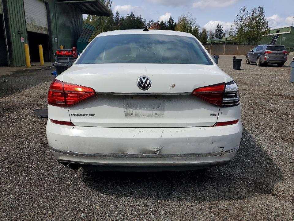 49744576 :رقم المزاد ، 1VWBT7A34GC068552 vin ، 2016 Volkswagen Passat مزاد بيع