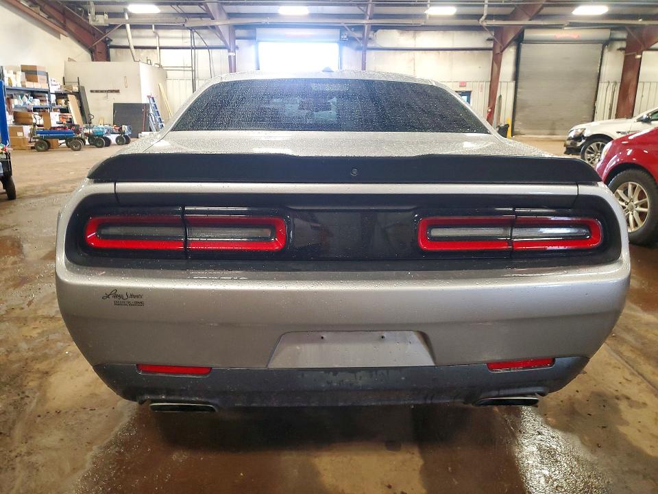 49864436 :رقم المزاد ، 2C3CDZFJXGH217782 vin ، 2016 Dodge Challenger مزاد بيع