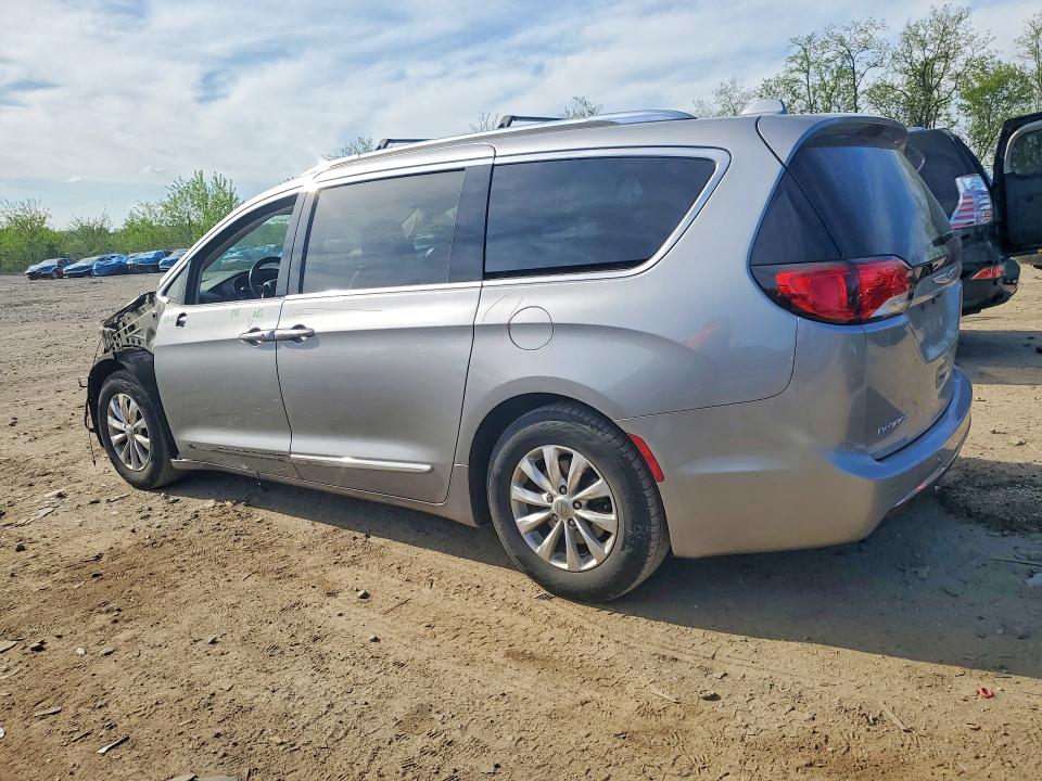 50105966 :رقم المزاد ، 2C4RC1EG4JR257776 vin ، 2018 Chrysler Pacifica مزاد بيع