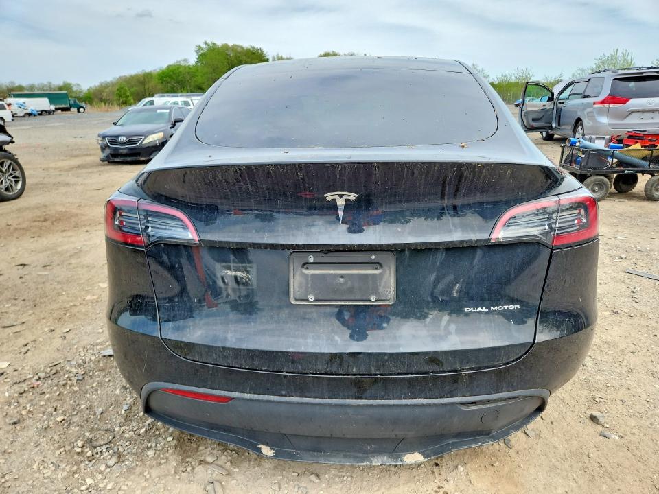 Продажа на аукционе авто 2024 Tesla Model Y, vin: 7SAYGDEE4RA305509, номер лота: 49658136