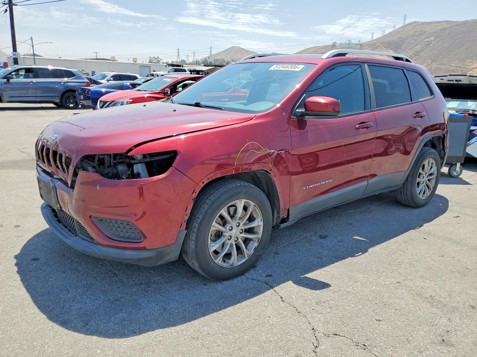 51546306 :رقم المزاد ، 1C4PJLCB8LD586387 vin ، 2020 Jeep Cherokee مزاد بيع