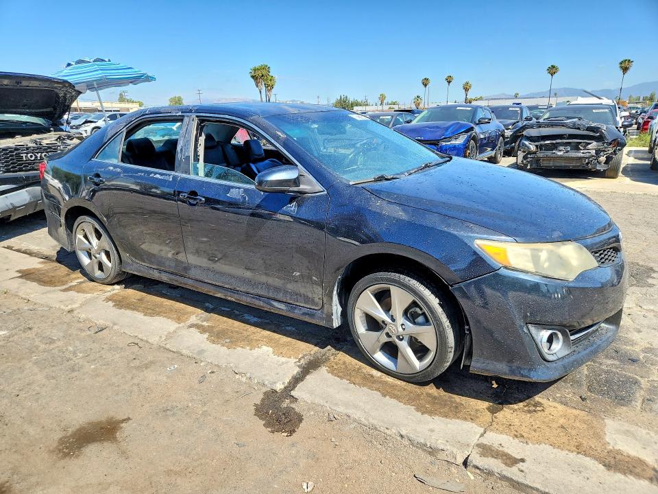 50272616 :رقم المزاد ، 4T1BK1FK1CU507600 vin ، 2012 Toyota Camry مزاد بيع