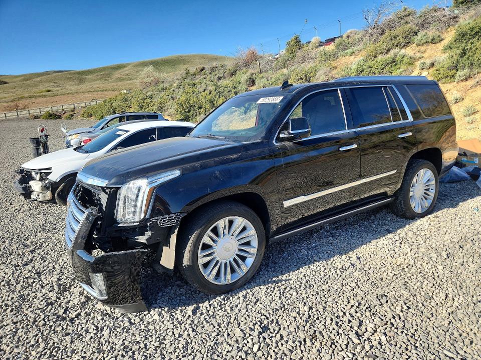 50292856 :رقم المزاد ، 1GYS4DKJ0GR306237 vin ، 2016 Cadillac Escalade مزاد بيع